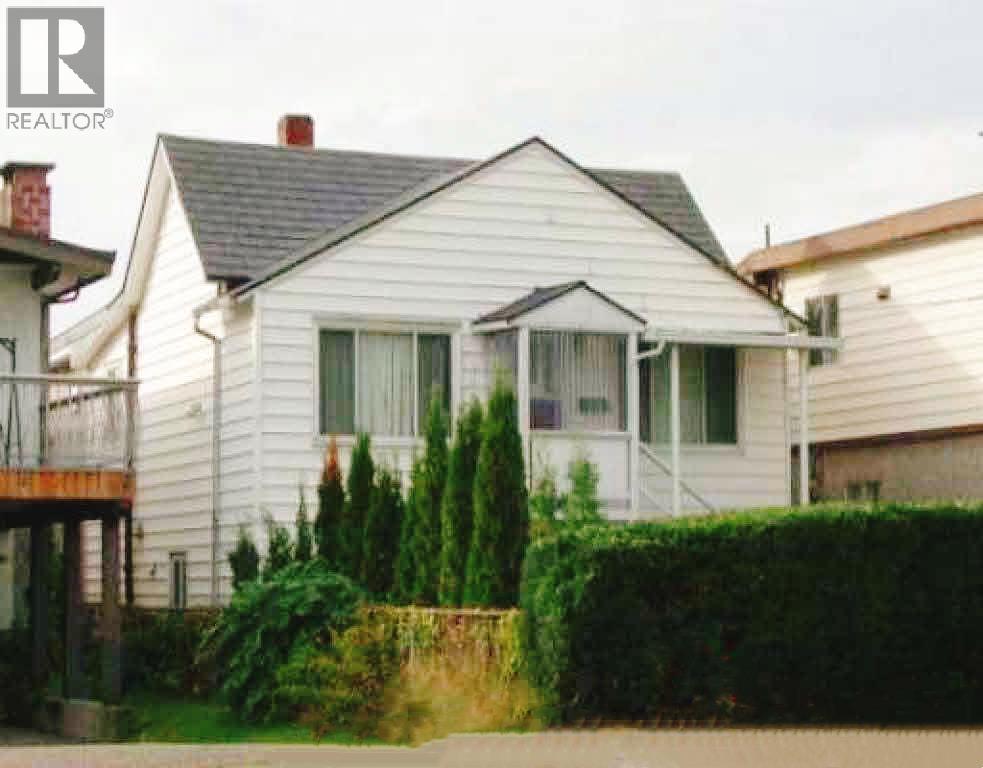 946 E KING EDWARD AVENUE, Vancouver, British Columbia