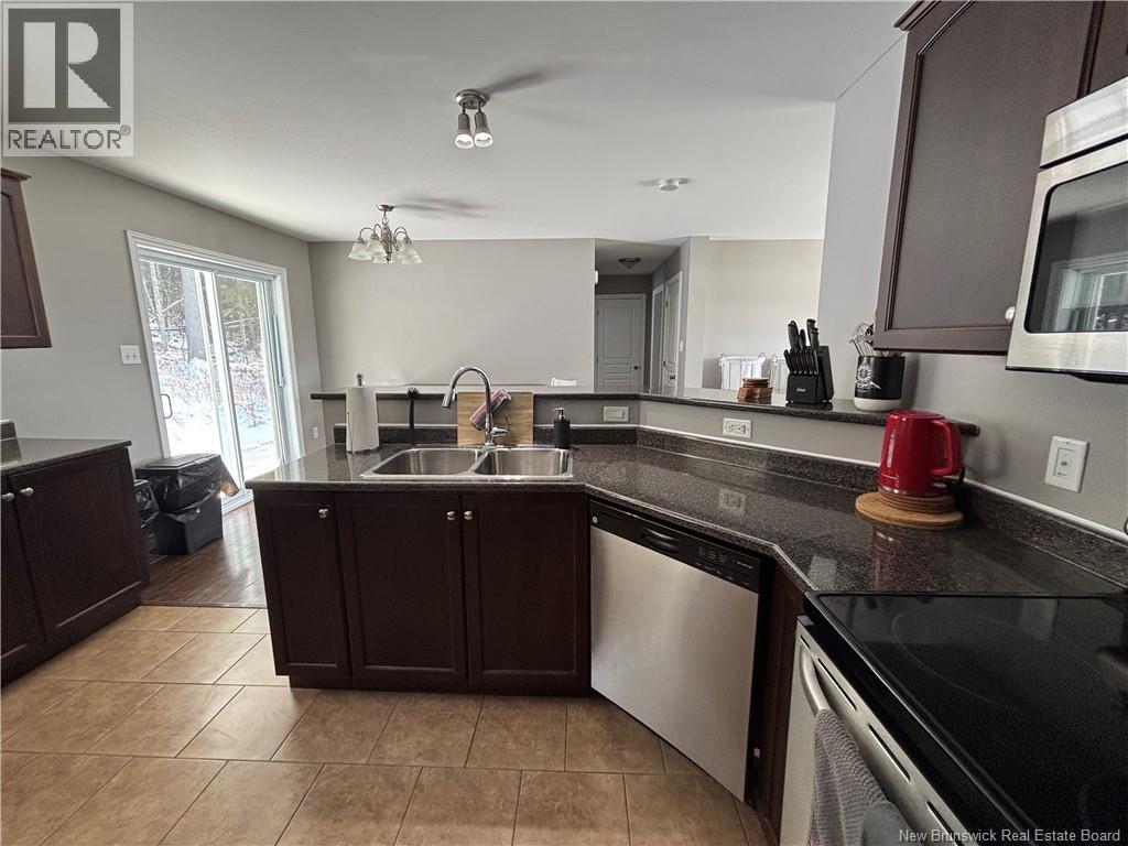 4506 Hwy 102, Upper Kingsclear, New Brunswick  E3E 1N3 - Photo 10 - NB132661