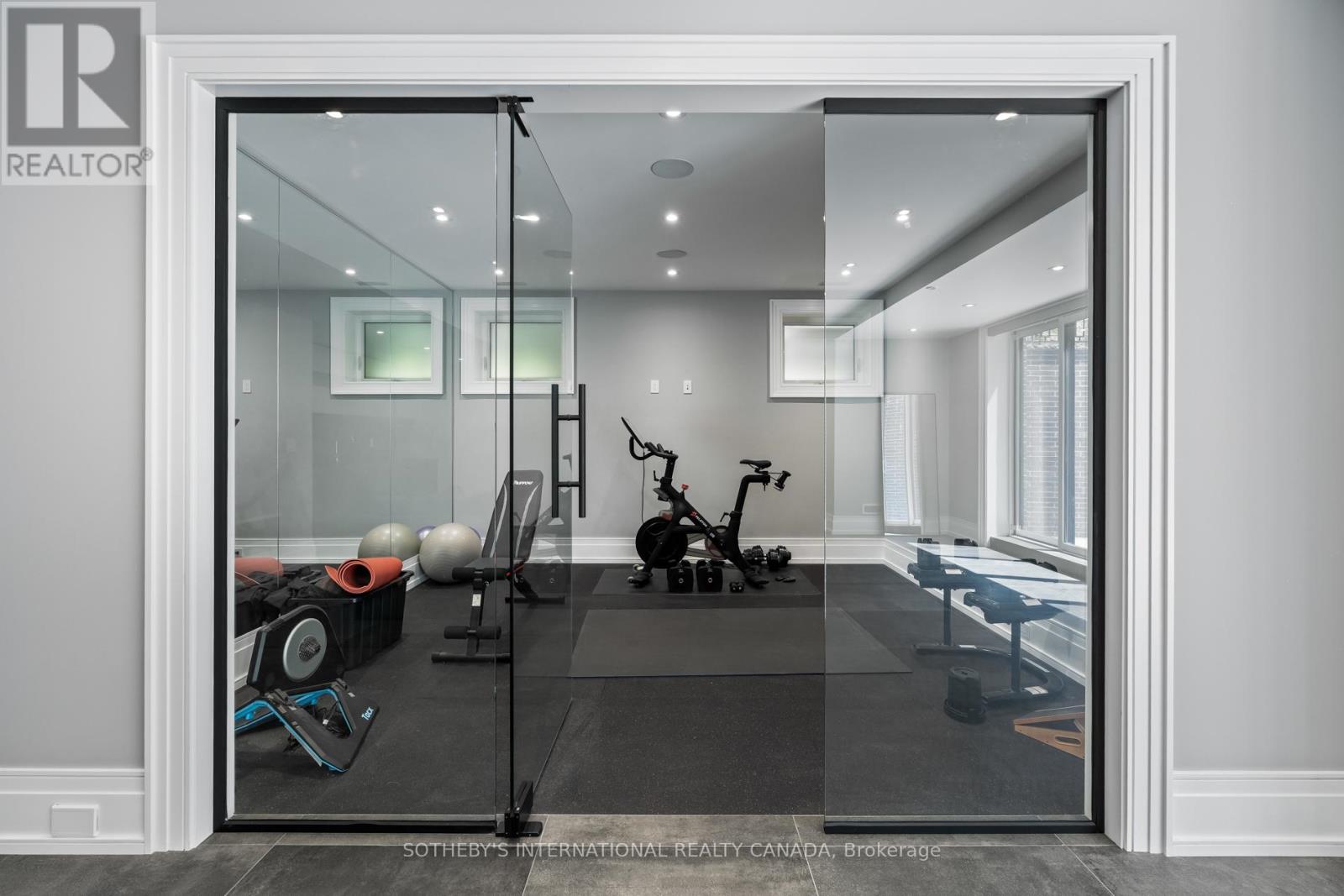 71 Yorkview Drive, Toronto, Ontario  M2R 1J7 - Photo 38 - C12476282