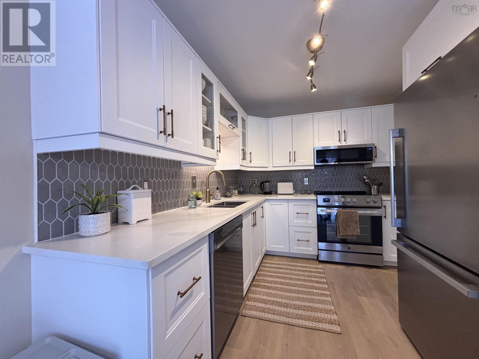 10 10 Stoneybrook Court, Clayton Park, Nova Scotia  B3M 3L1 - Photo 5 - 202601443