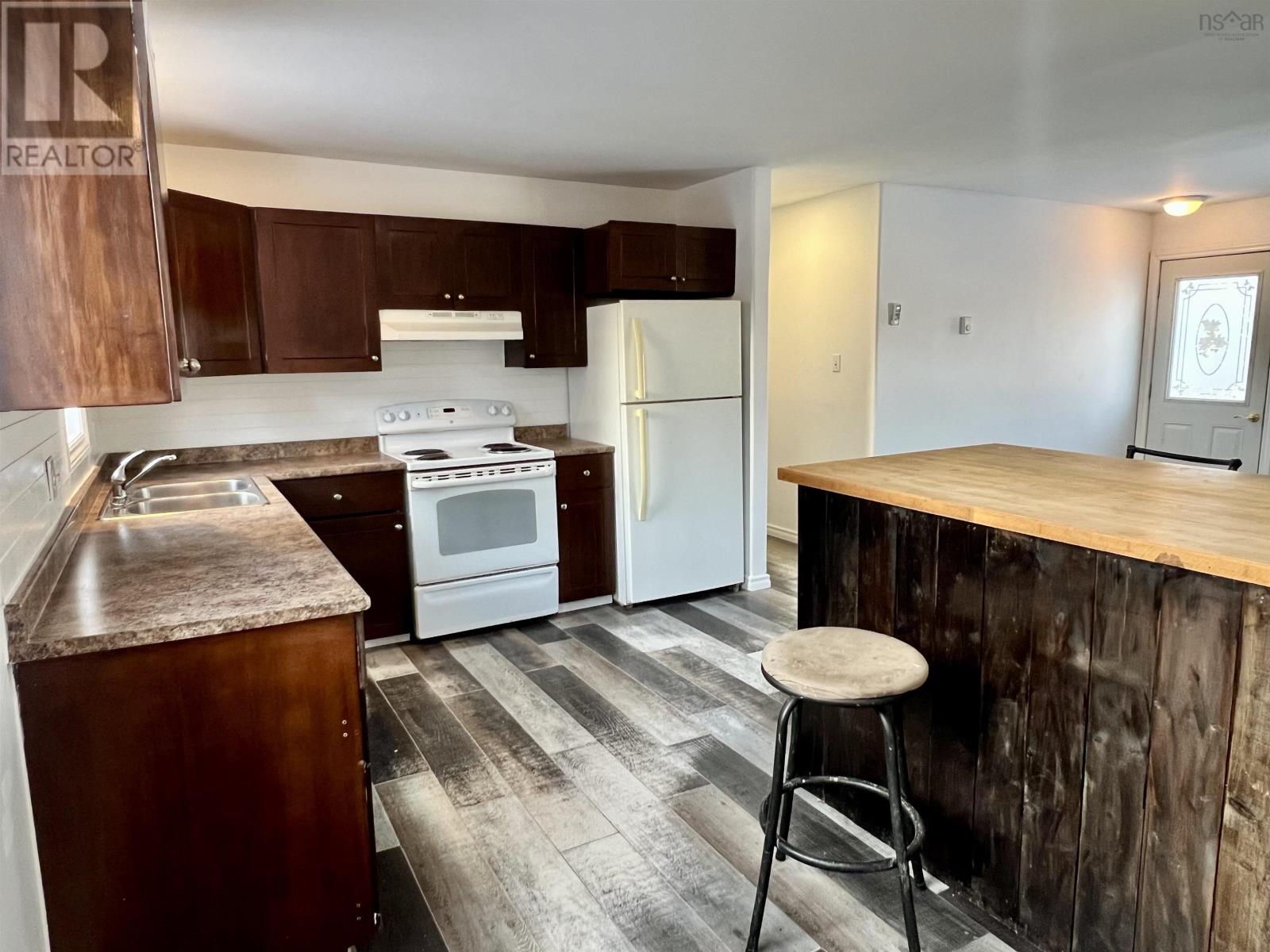 2121 Union Street, Westville, Nova Scotia  B0K 2A0 - Photo 9 - 202601444