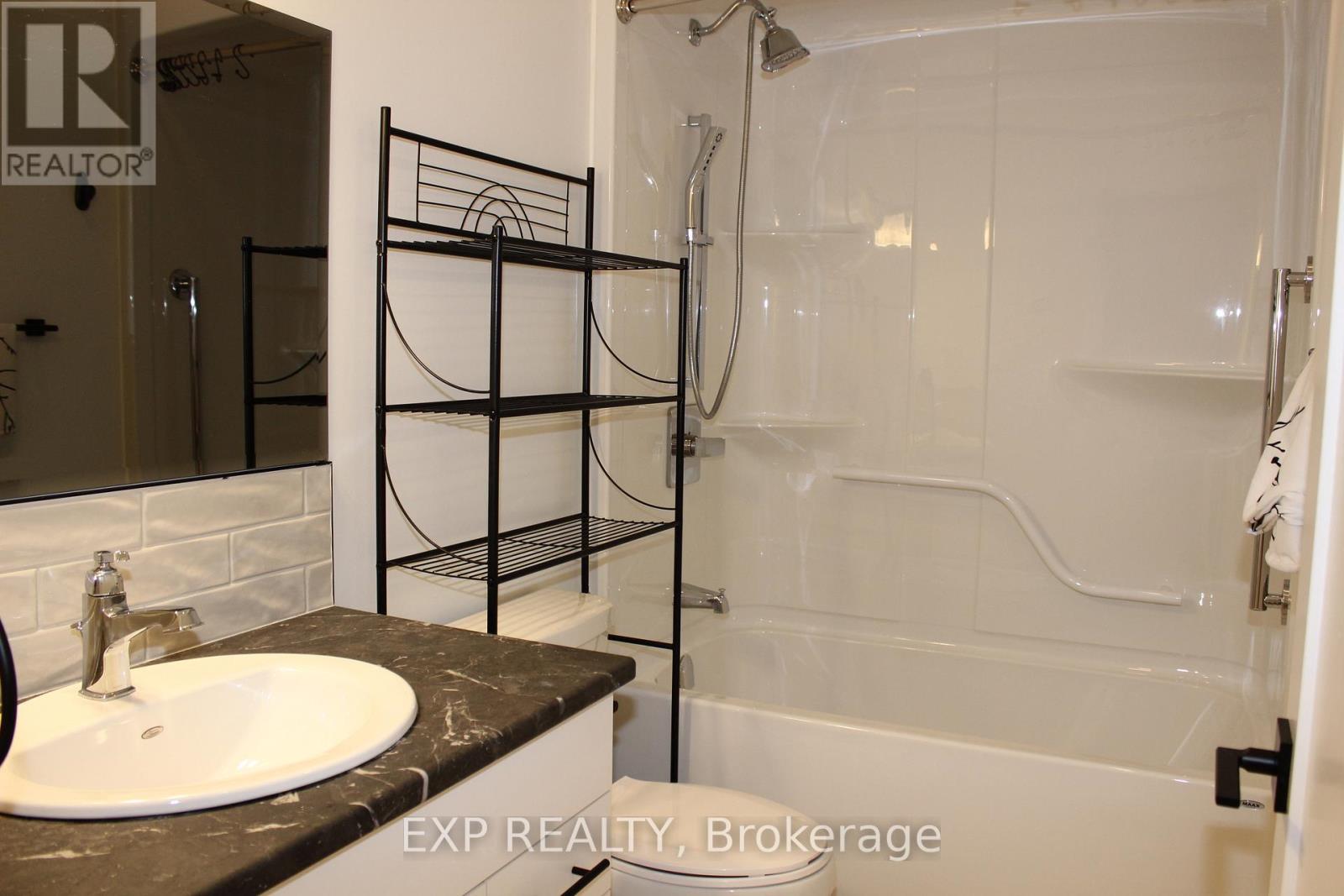 A - 9 Kent Street, Smiths Falls, Ontario  K7A 1B5 - Photo 10 - X12707474