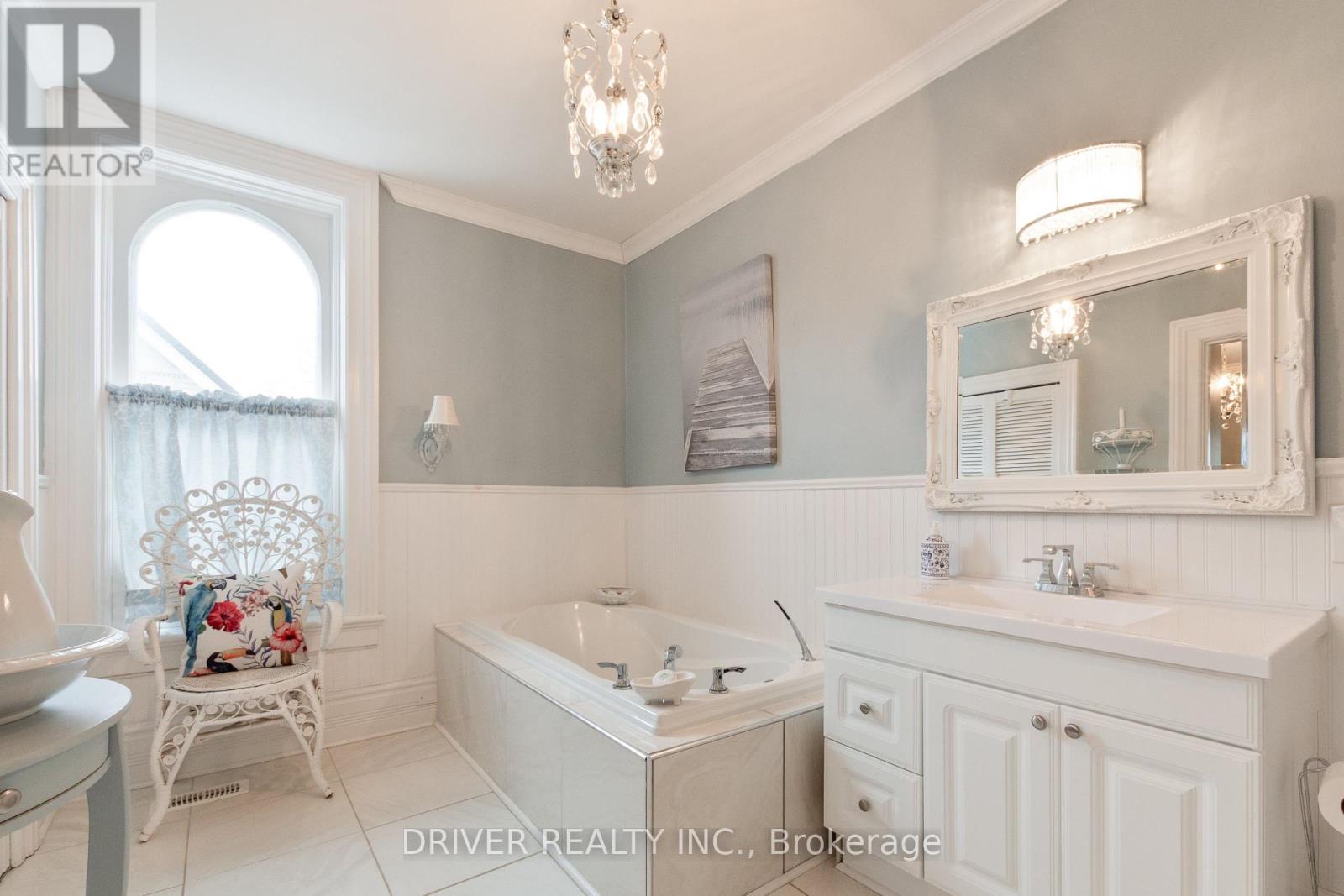 12 South Street E, Aylmer, Ontario  N5H 1P6 - Photo 26 - X12726736