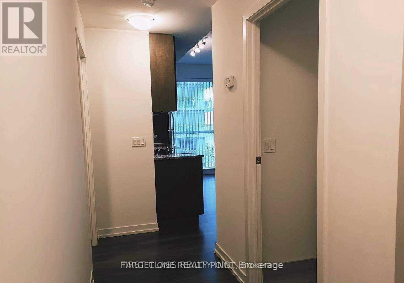 #1807 - 89 Dunfield Avenue W, Toronto, Ontario  M4S 0A4 - Photo 7 - C12726704