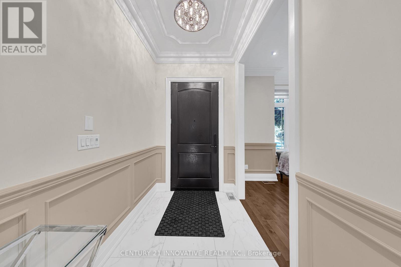 752 Hillview Crescent, Pickering, Ontario  L1W 2S1 - Photo 4 - E12726724