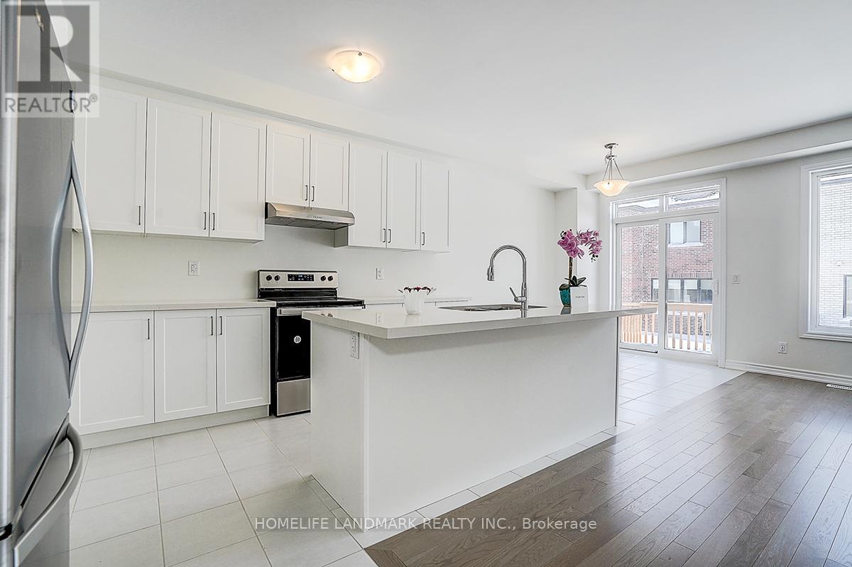 22 Freeman Williams Street, Markham, Ontario  L6C 3M8 - Photo 11 - N12726718