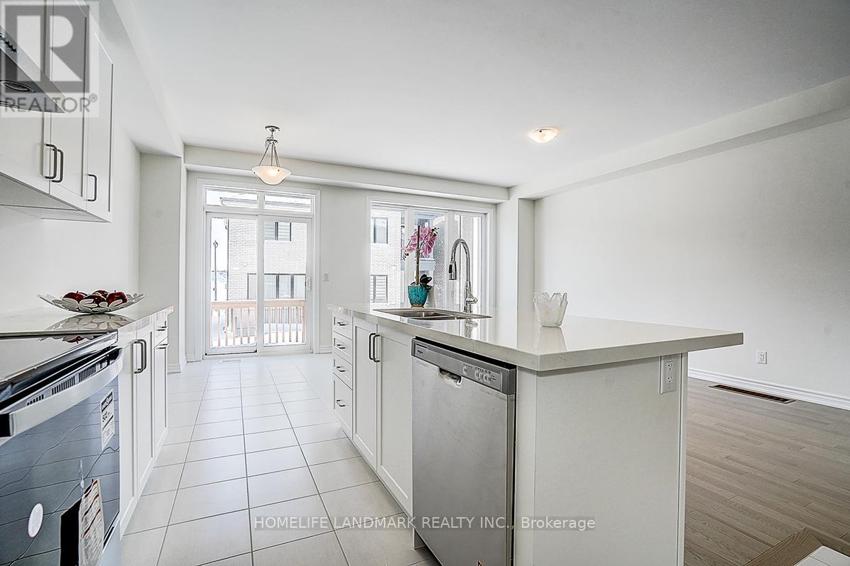 22 Freeman Williams Street, Markham, Ontario  L6C 3M8 - Photo 13 - N12726718