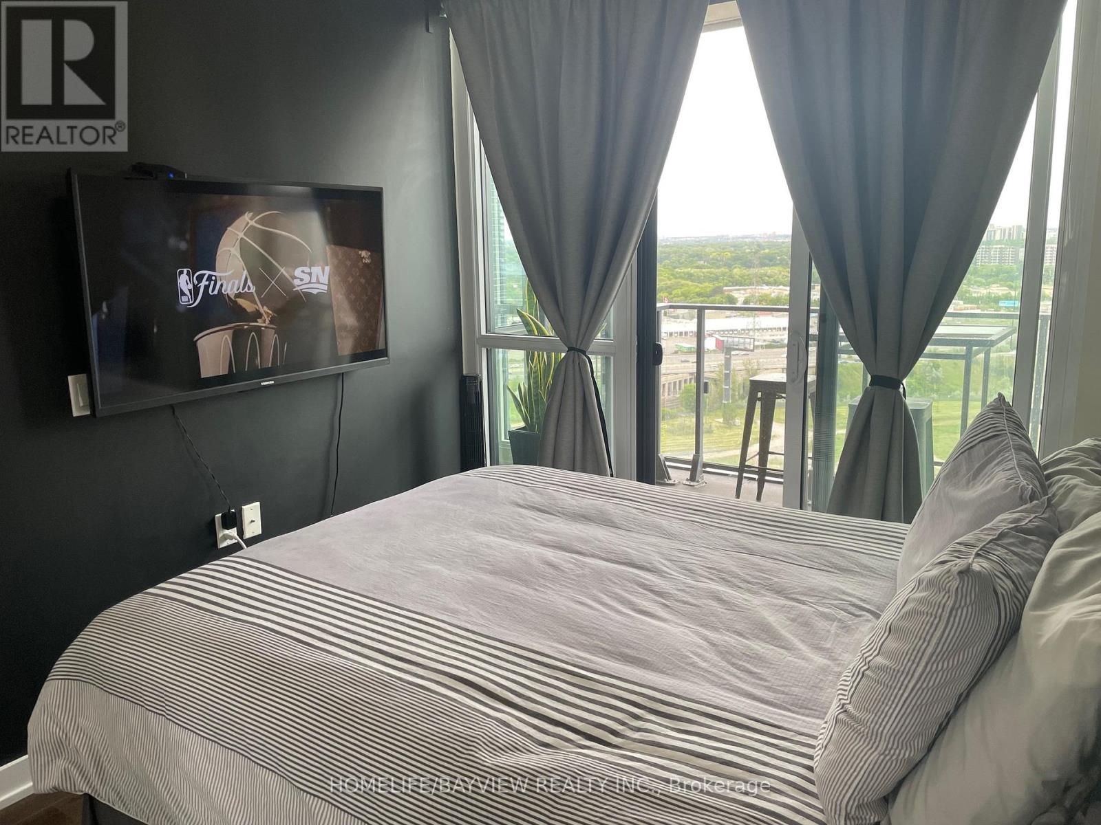 2608 - 10 Park Lawn Road, Toronto, Ontario  M8V 0H9 - Photo 11 - W12726712