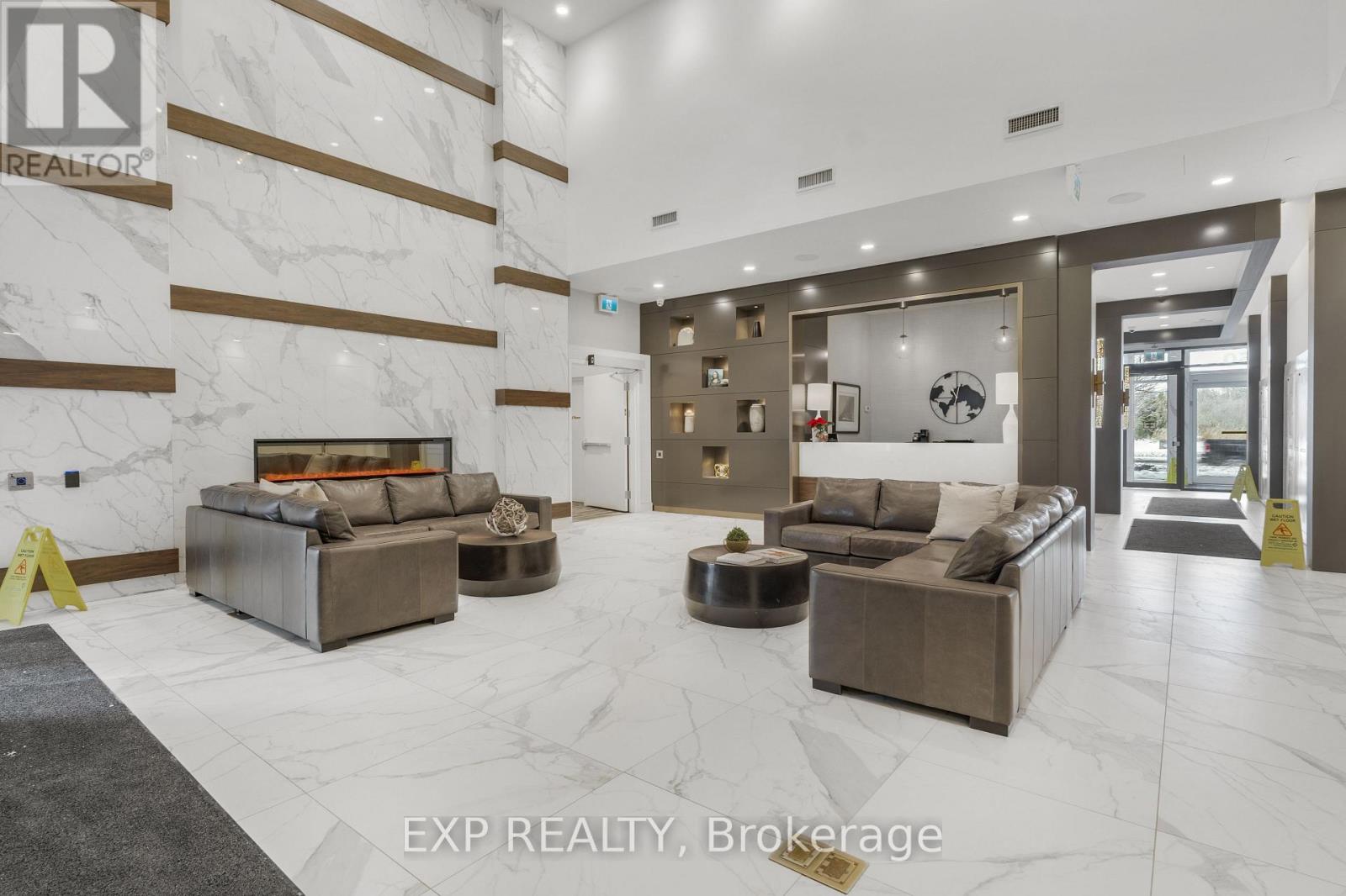 112 - 1050 Main Street E, Milton, Ontario  L9T 9M3 - Photo 2 - W12726722