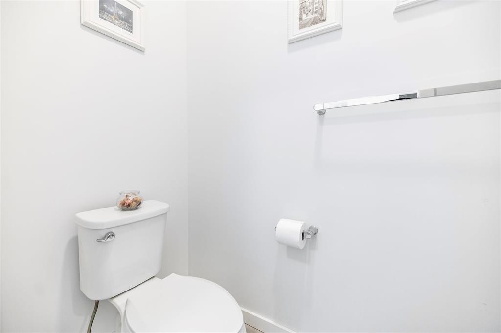 761 Bridge Lake Drive, Winnipeg, Manitoba  R3Y 0Y8 - Photo 18 - 202601141