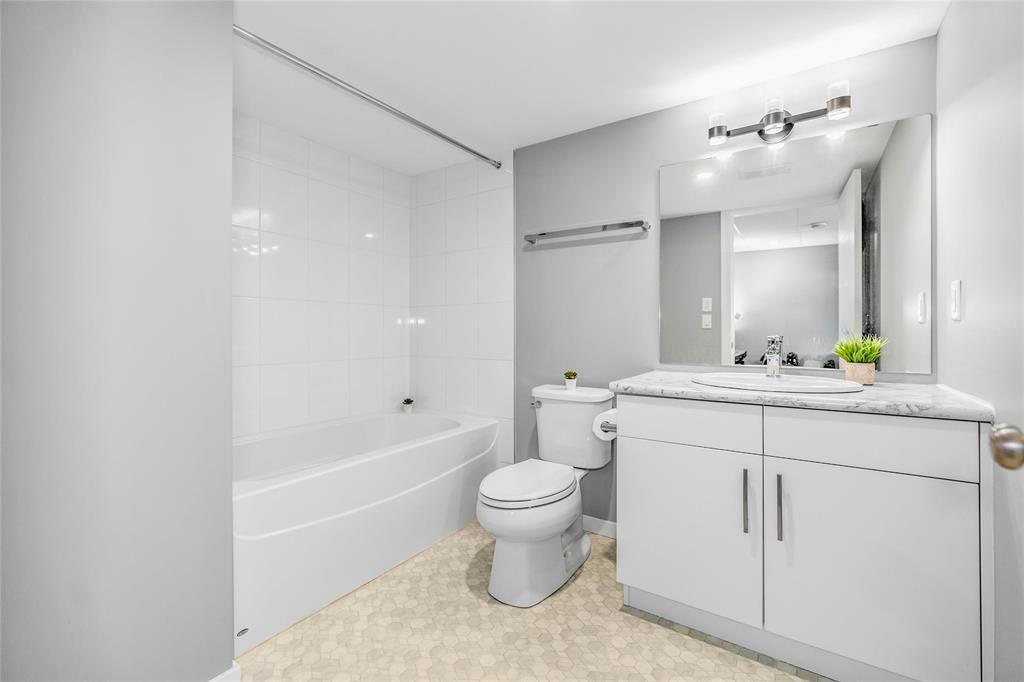 761 Bridge Lake Drive, Winnipeg, Manitoba  R3Y 0Y8 - Photo 34 - 202601141