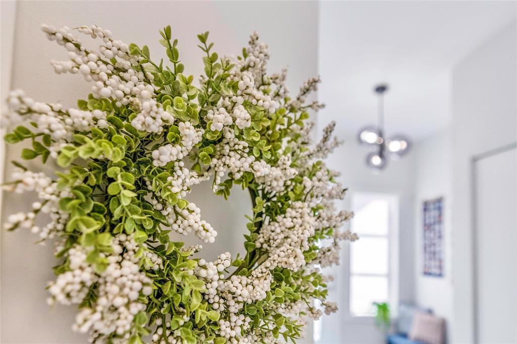 761 Bridge Lake Drive, Winnipeg, Manitoba  R3Y 0Y8 - Photo 7 - 202601141