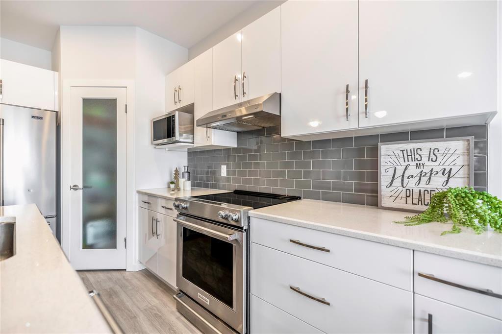 761 Bridge Lake Drive, Winnipeg, Manitoba  R3Y 0Y8 - Photo 8 - 202601141