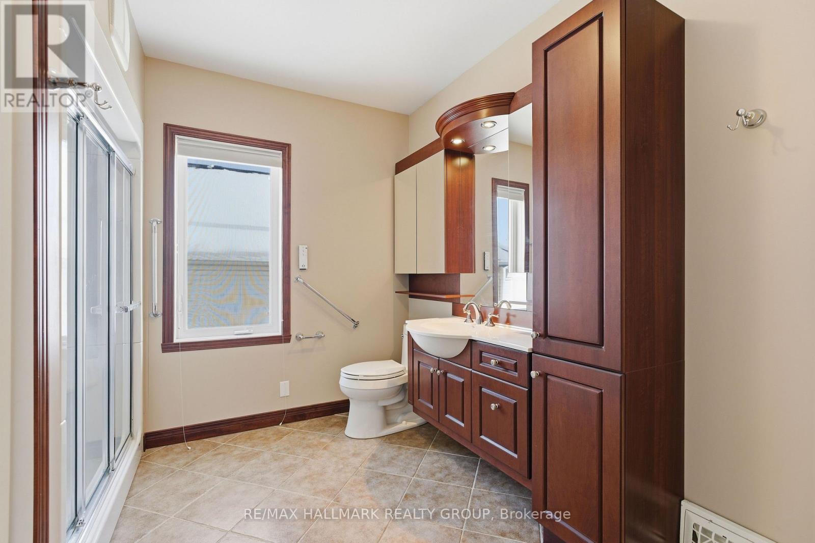 521 Nelson Street W, Hawkesbury, Ontario K6A 2K3 - Photo 20 - X12726750