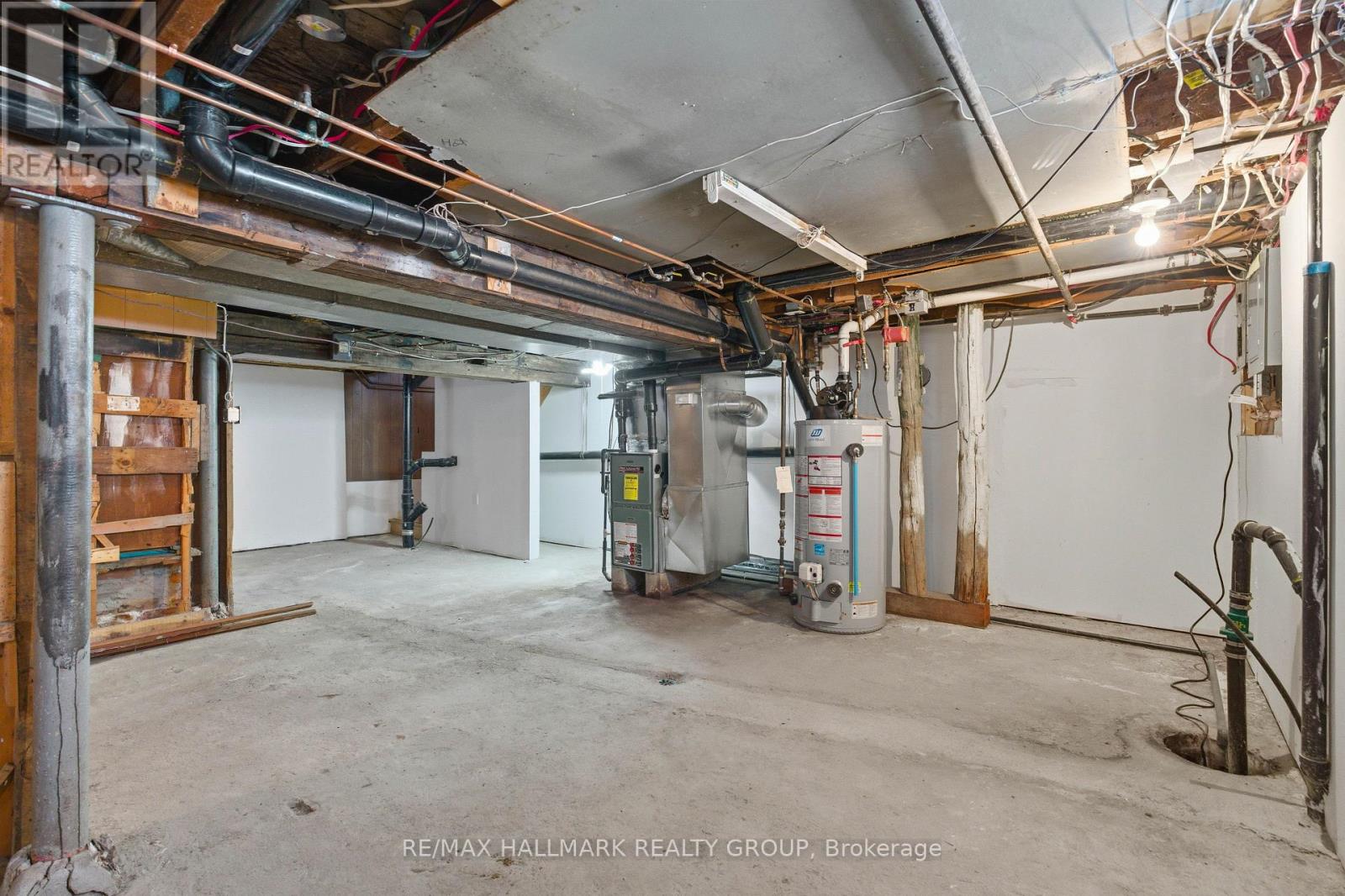 521 Nelson Street W, Hawkesbury, Ontario K6A 2K3 - Photo 40 - X12726750