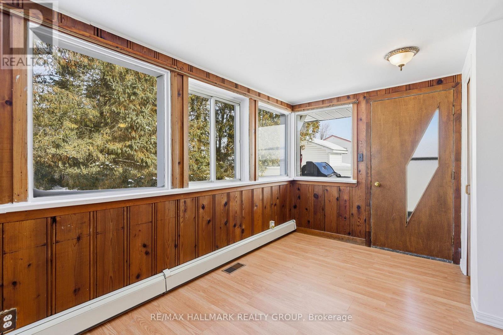 521 Nelson Street W, Hawkesbury, Ontario K6A 2K3 - Photo 6 - X12726750