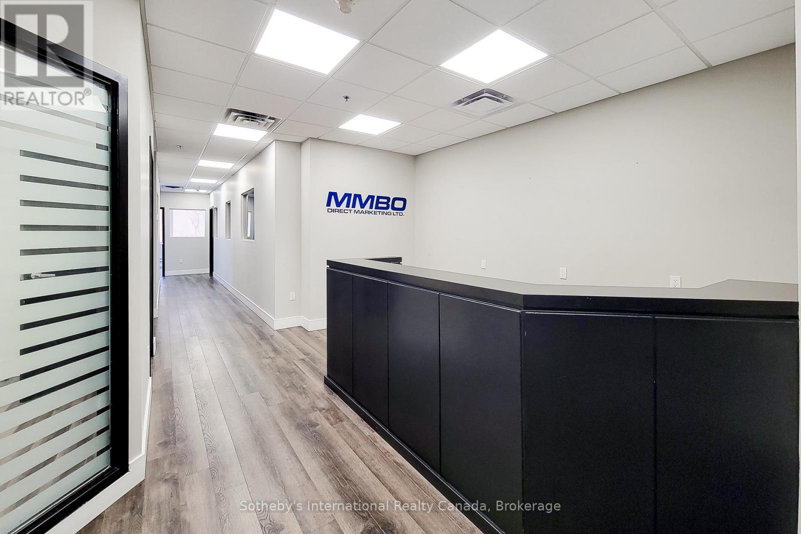 200 - 180 James Street S, Hamilton, Ontario  L8P 4V1 - Photo 10 - X12726756