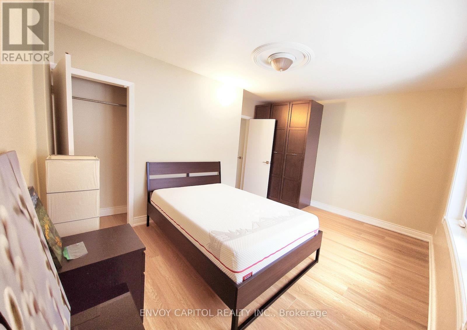 309 Oakwood Avenue, Toronto, Ontario  M6E 2V3 - Photo 10 - C12726758