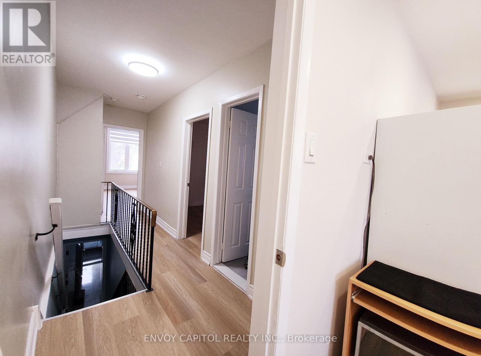 309 Oakwood Avenue, Toronto, Ontario  M6E 2V3 - Photo 6 - C12726758