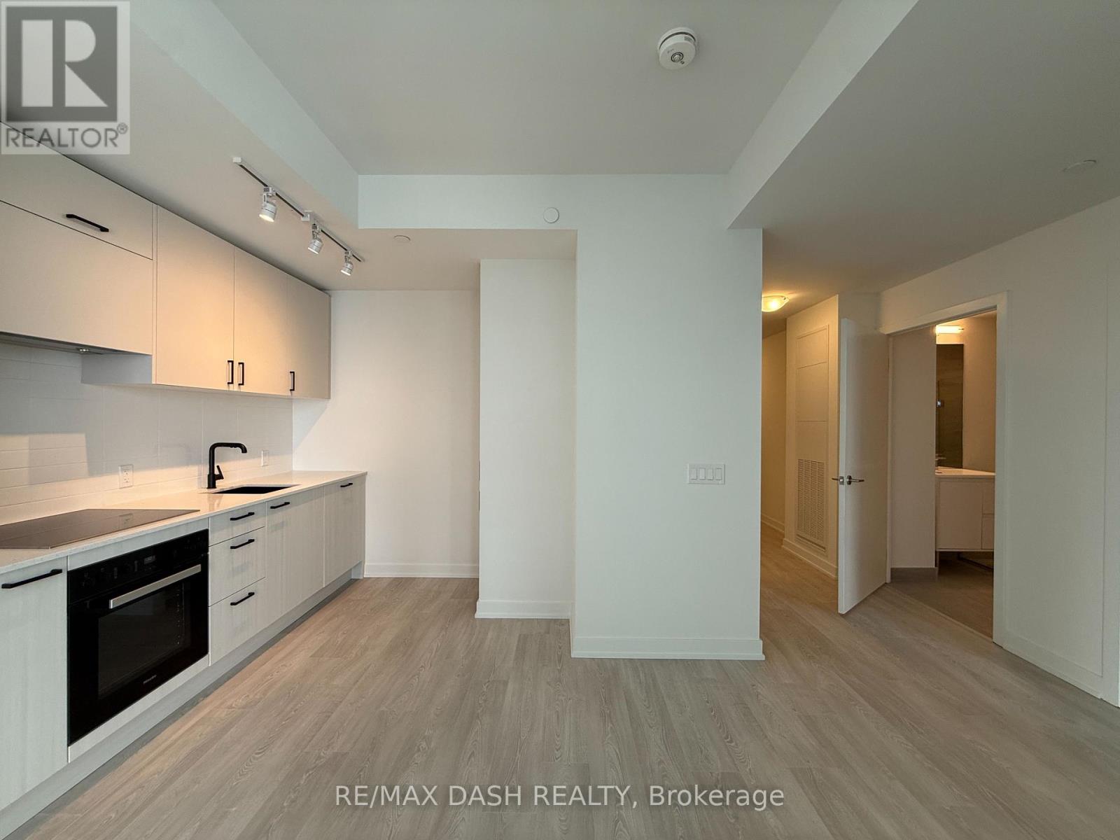 2611 - 1 Quarrington Lane, Toronto, Ontario  M3C 0S4 - Photo 4 - C12726760