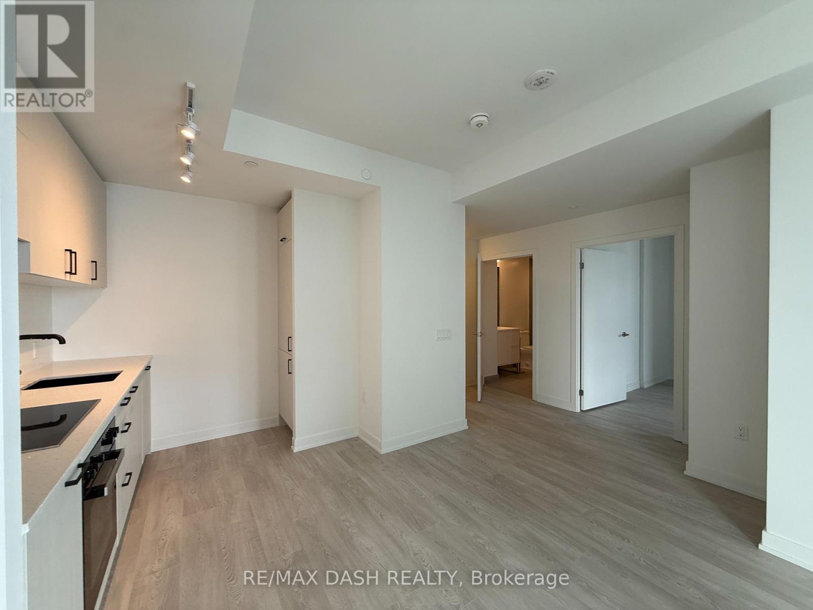 2611 - 1 Quarrington Lane, Toronto, Ontario  M3C 0S4 - Photo 5 - C12726760