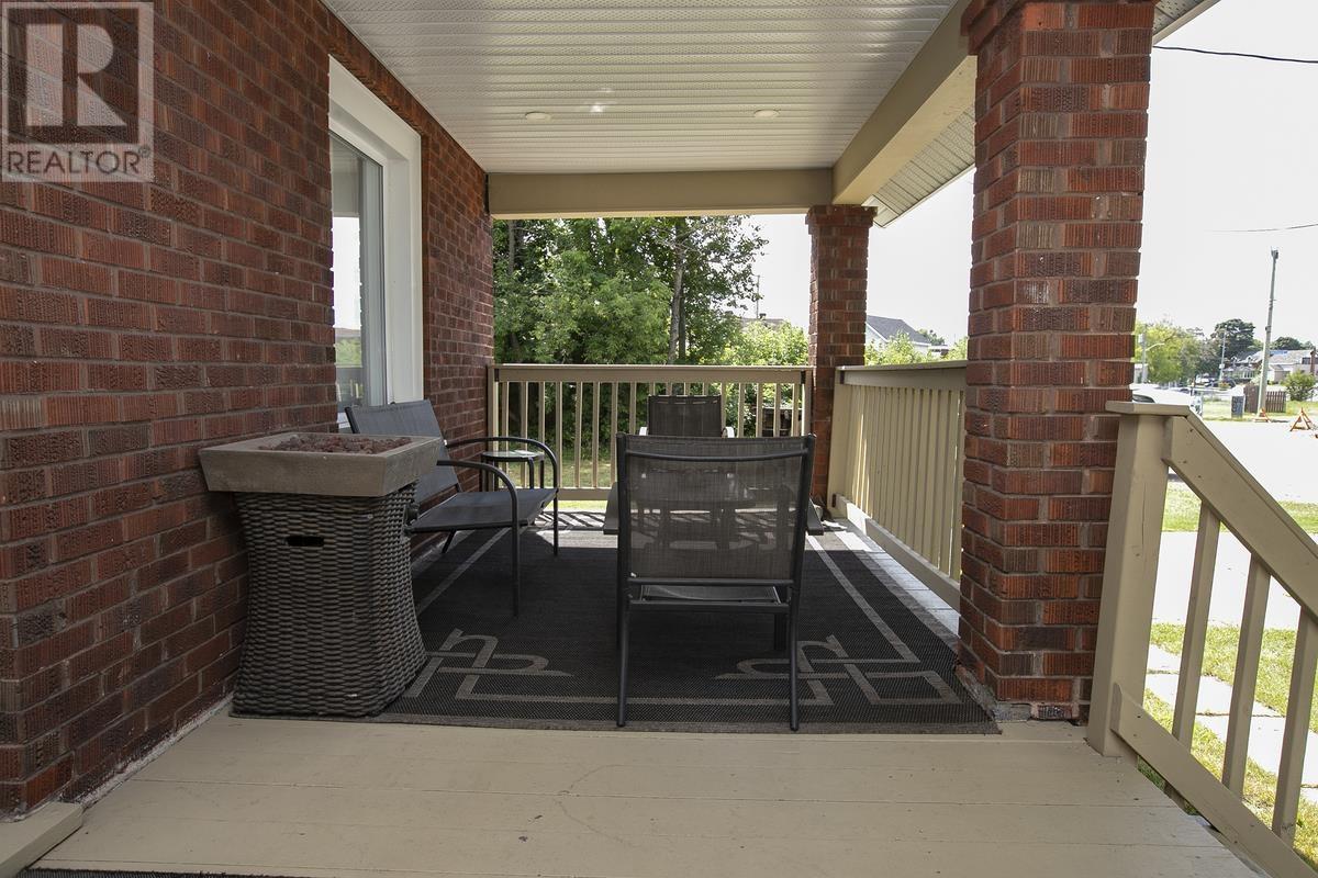 394 Charles St, Sault Ste. Marie, Ontario  P6C 3L3 - Photo 6 - SM253235