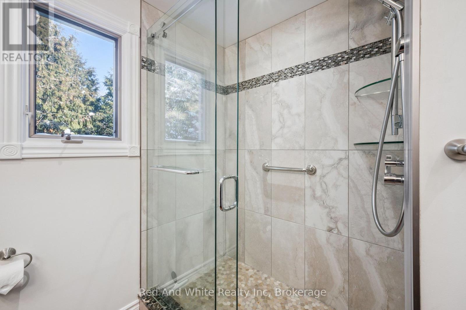 259 Old Post Road, Waterloo, Ontario N2L 5B8 - Photo 31 - X12726790