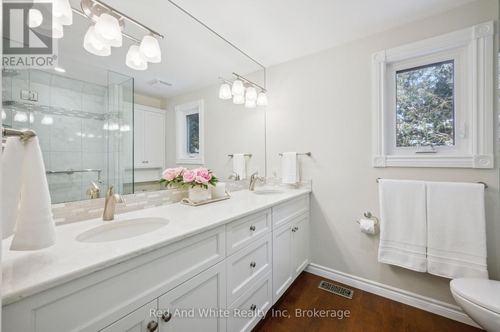 259 Old Post Road, Waterloo, Ontario N2L 5B8 - Photo 35 - X12726790