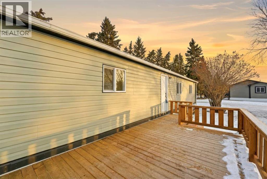 17 Parkland Acres, Lacombe, Alberta