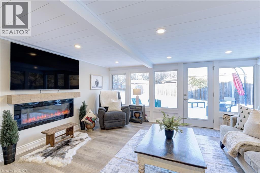 2225 Wyandotte Drive, Oakville, Ontario  L6L 2T4 - Photo 7 - 40793640