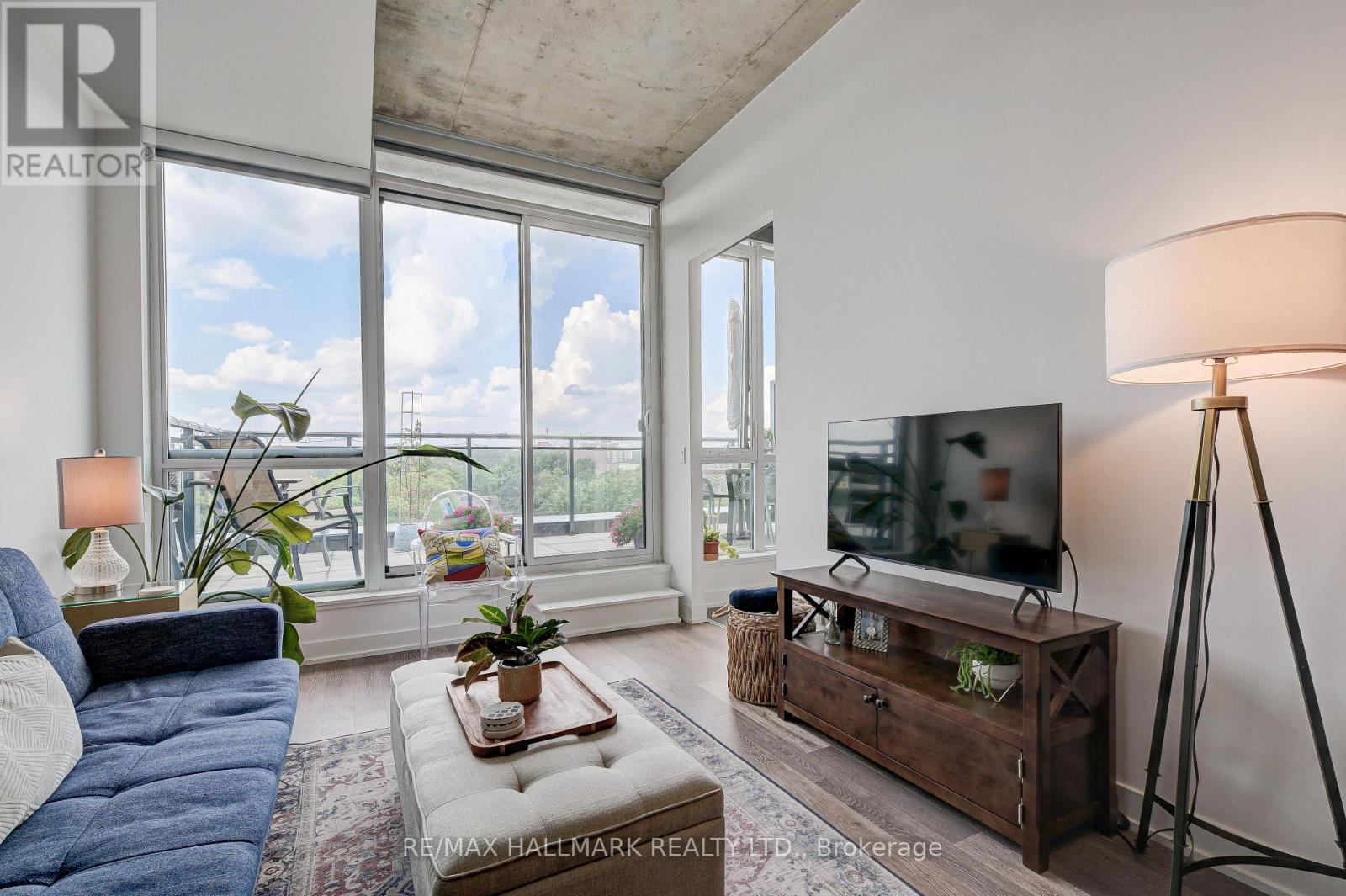 813 - 1238 Dundas Street E, Toronto, Ontario  M4M 0C6 - Photo 9 - E12726776