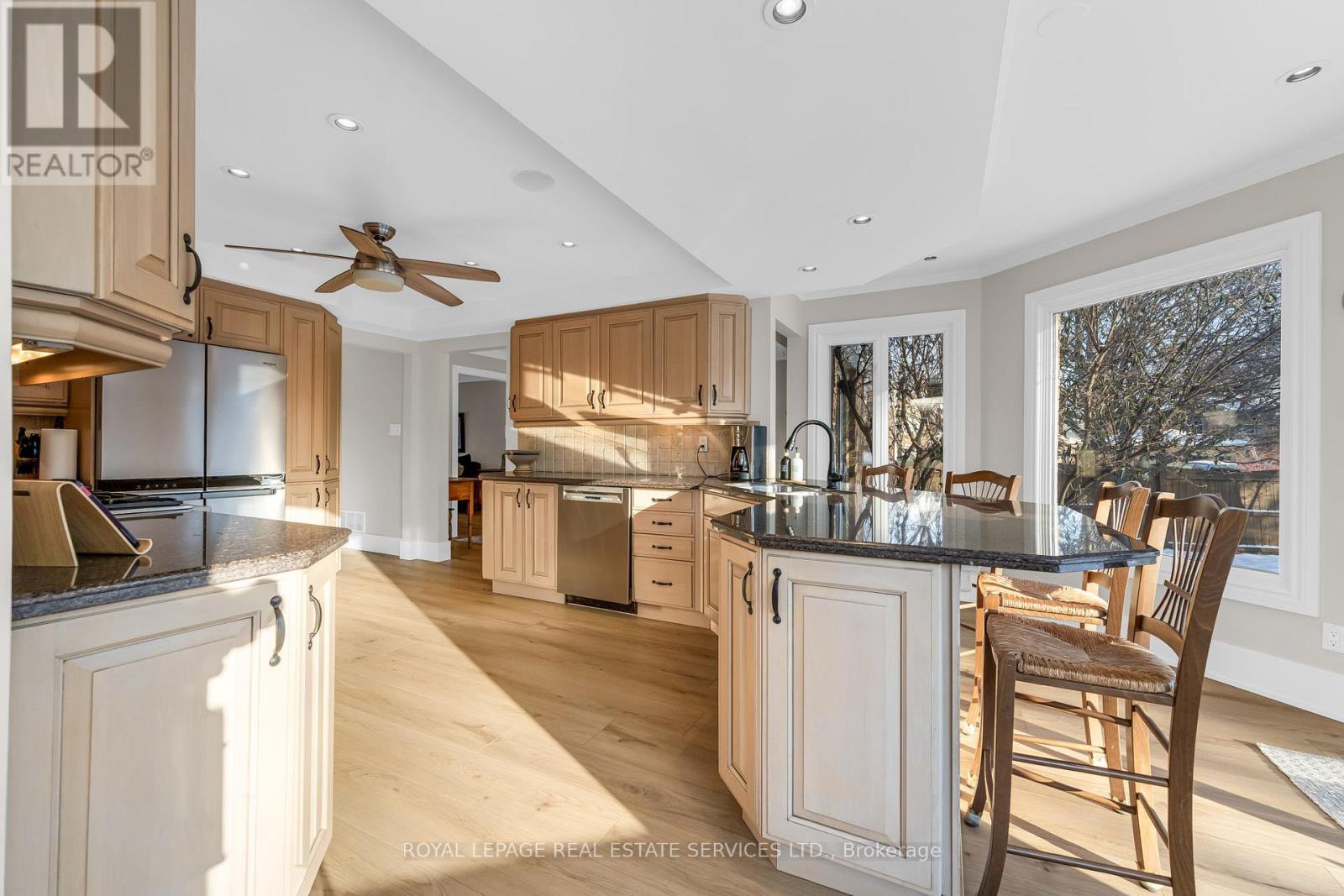 2131 Upland Drive, Burlington, Ontario  L7M 2Y7 - Photo 13 - W12726792