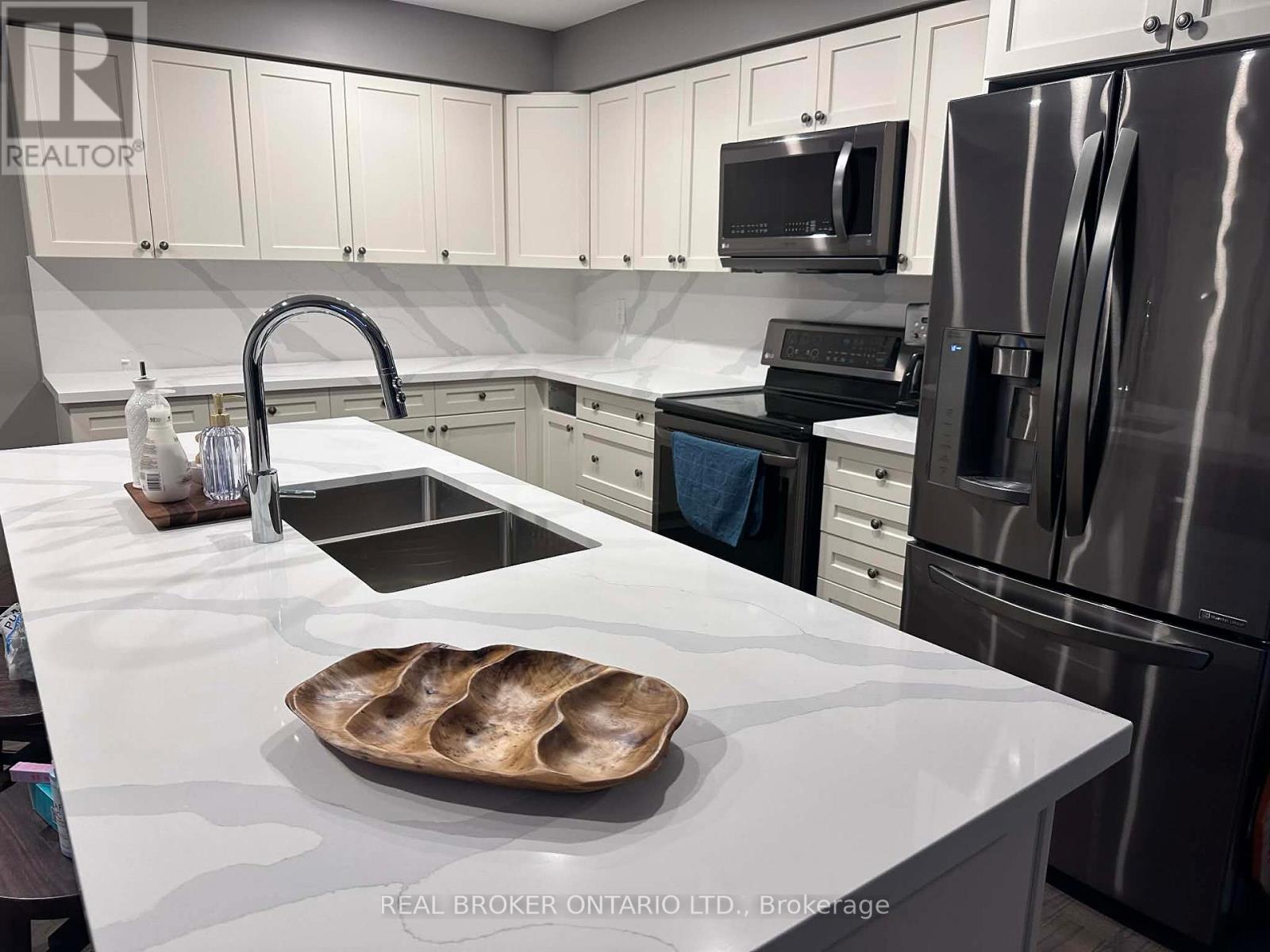 78 Links Trail, Georgian Bay (Baxter), Ontario  L0K 1S0 - Photo 6 - X12726780