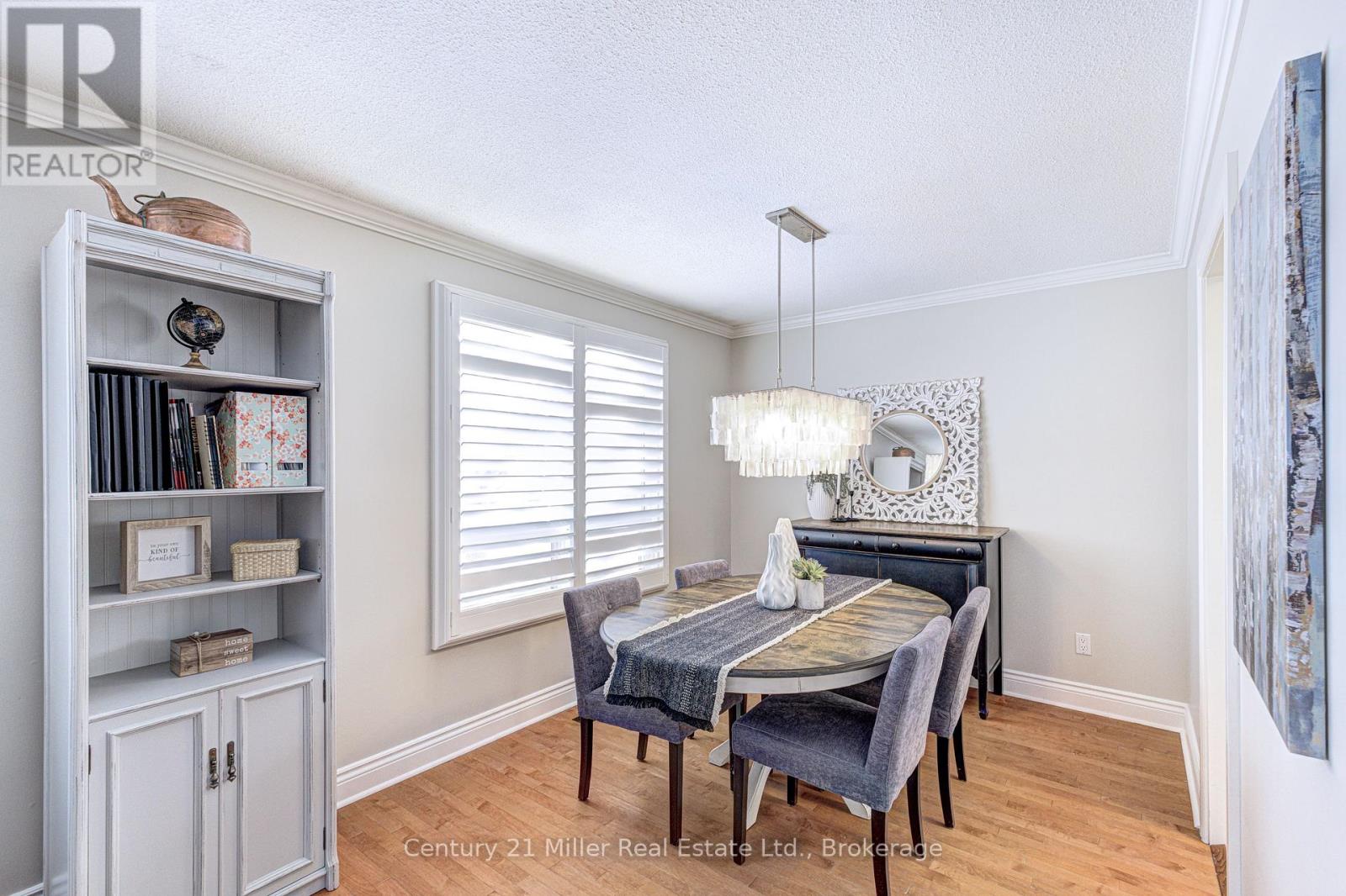 2225 Wyandotte Drive, Oakville, Ontario  L6L 2T4 - Photo 21 - W12726802