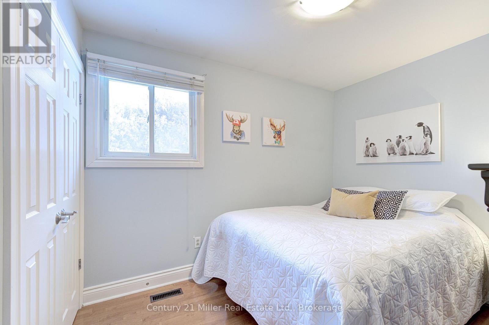 2225 Wyandotte Drive, Oakville, Ontario  L6L 2T4 - Photo 28 - W12726802