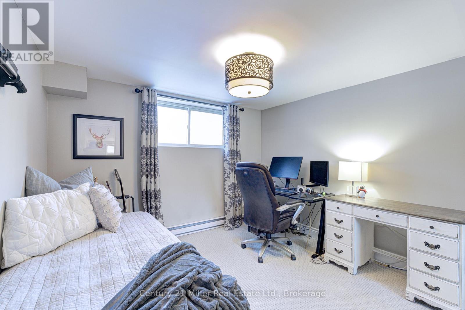 2225 Wyandotte Drive, Oakville, Ontario  L6L 2T4 - Photo 34 - W12726802