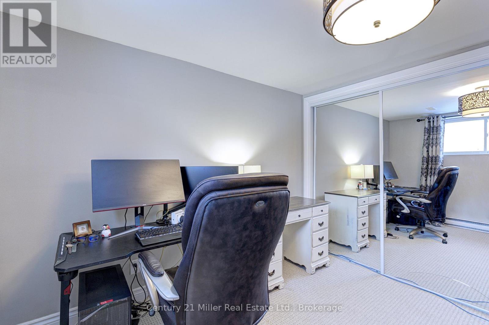 2225 Wyandotte Drive, Oakville, Ontario  L6L 2T4 - Photo 35 - W12726802