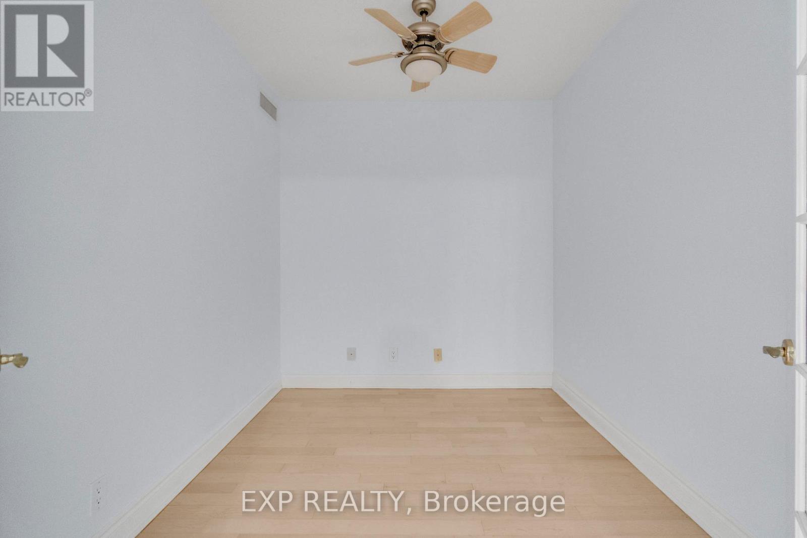 619 - 10 Delisle Avenue, Toronto, Ontario  M4V 3C6 - Photo 10 - C12569430