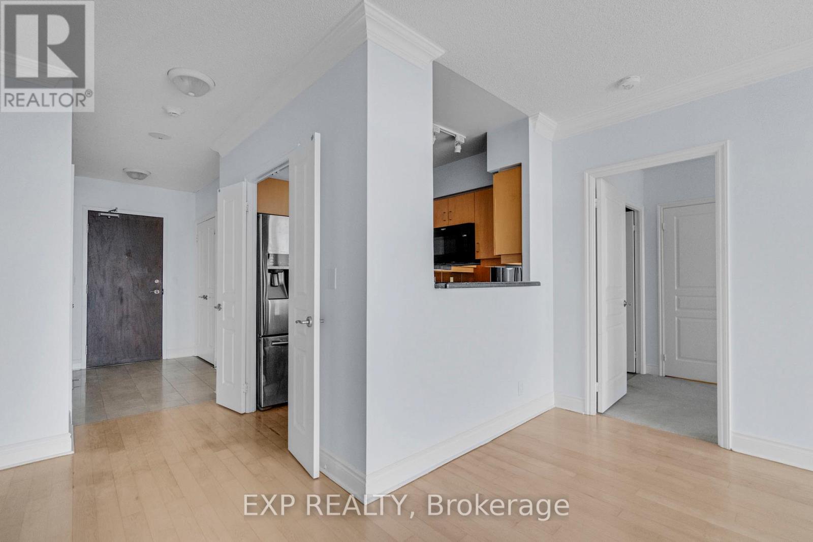 619 - 10 Delisle Avenue, Toronto, Ontario  M4V 3C6 - Photo 25 - C12569430