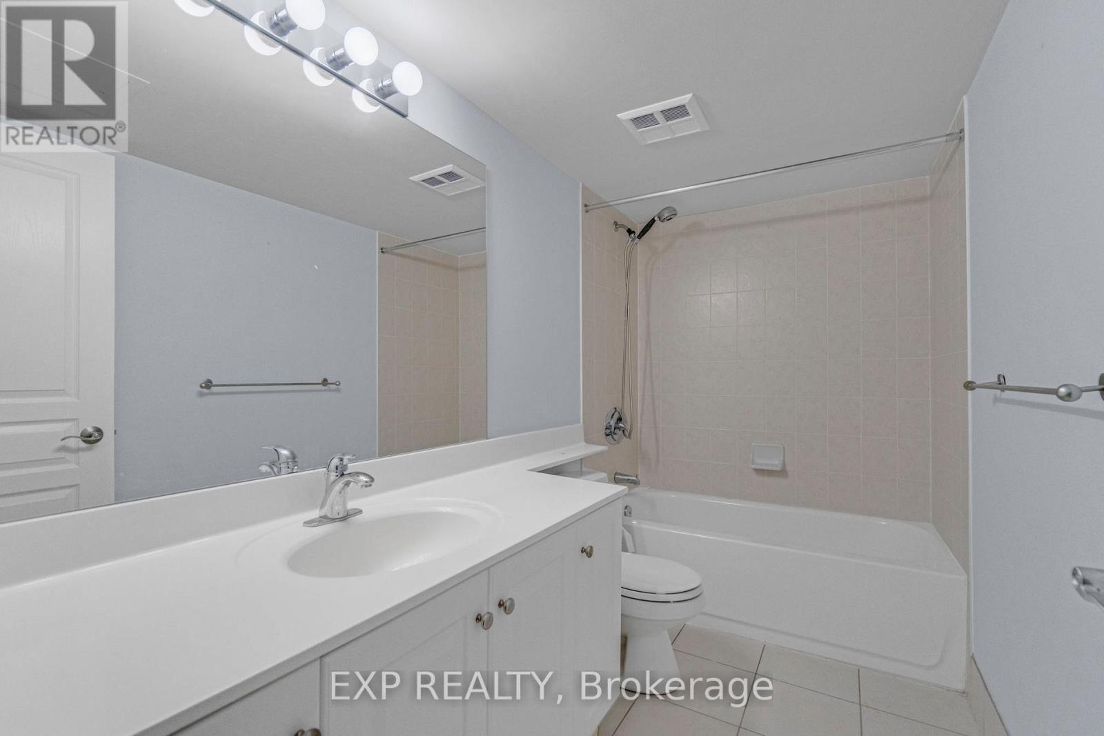 619 - 10 Delisle Avenue, Toronto, Ontario  M4V 3C6 - Photo 34 - C12569430