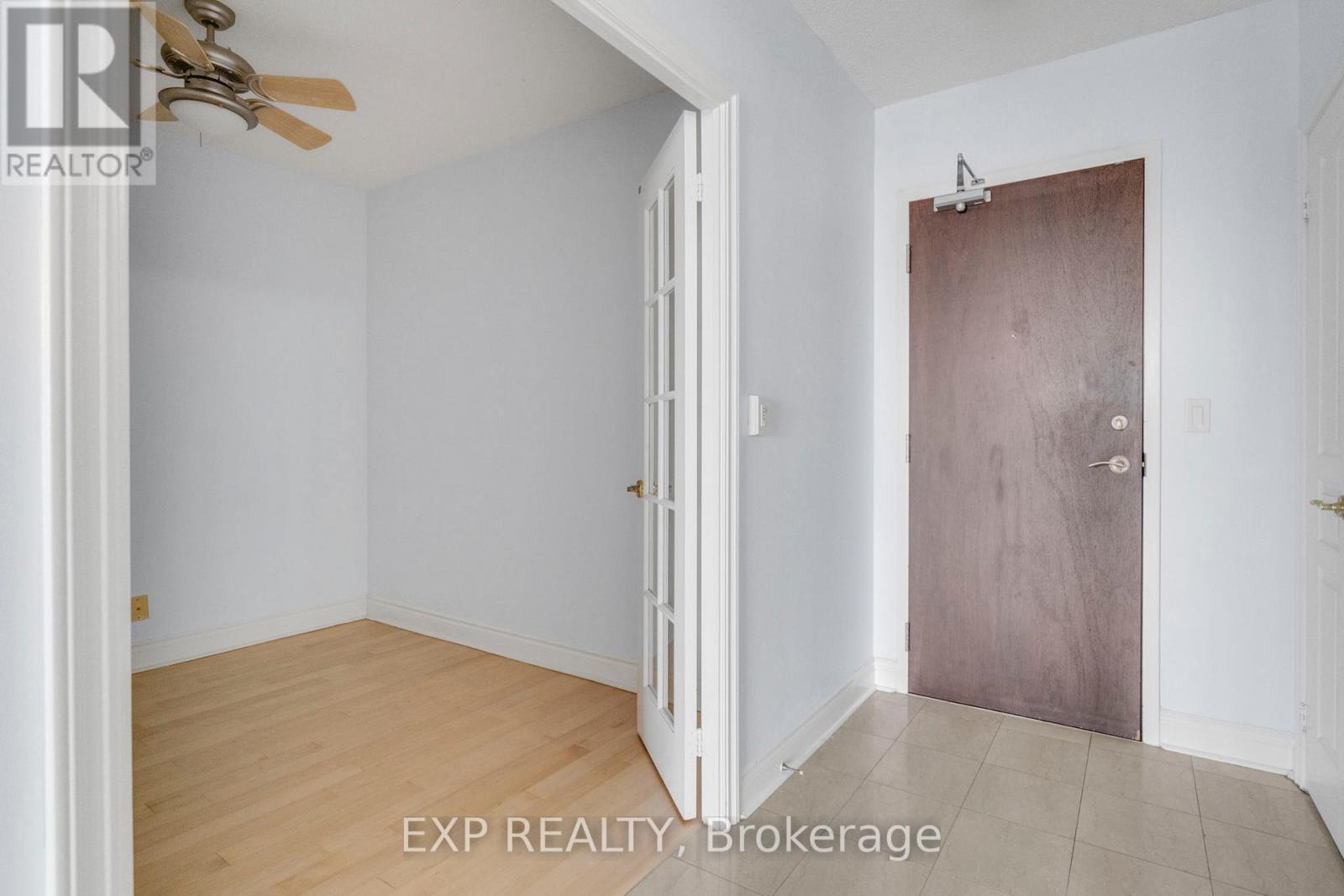 619 - 10 Delisle Avenue, Toronto, Ontario  M4V 3C6 - Photo 9 - C12569430