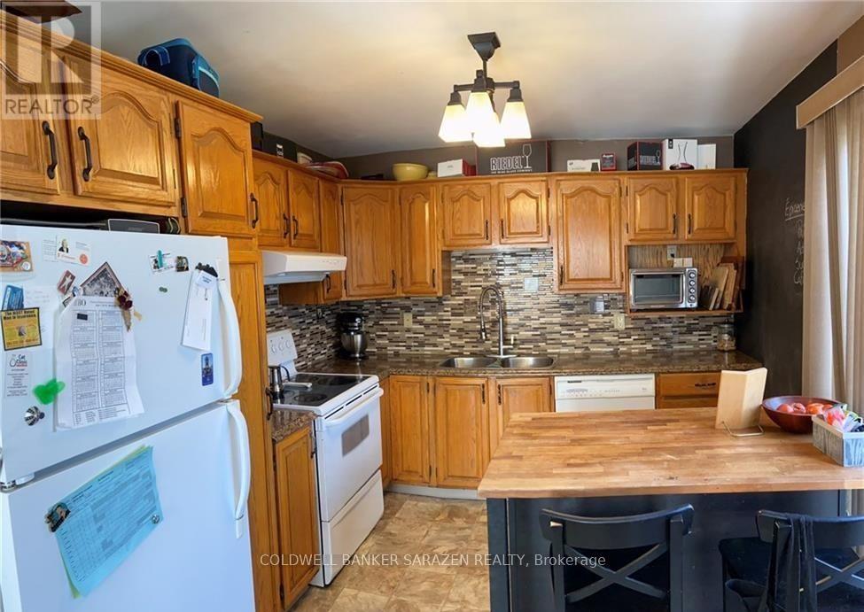 455 Patrick Street, Cornwall, Ontario K6K 1L3 - Photo 3 - X12726804