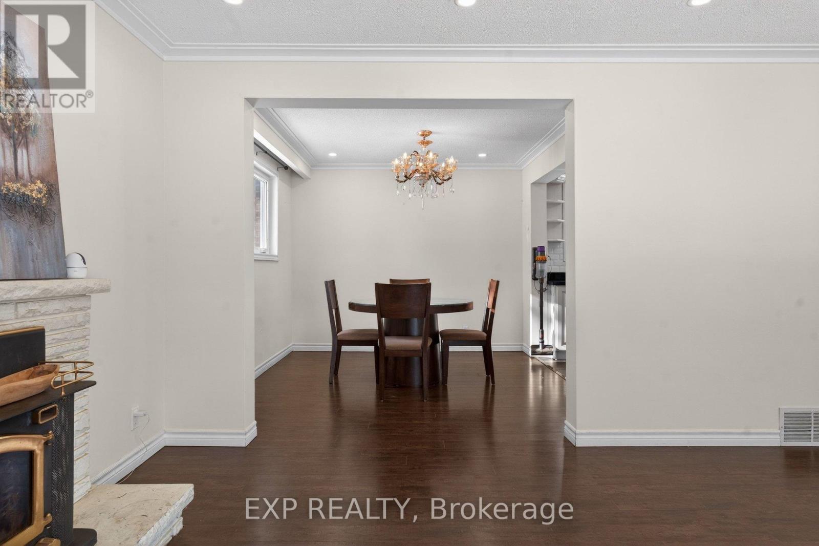 2 Gladiator Road, Markham, Ontario  L3P 1J2 - Photo 9 - N12724498