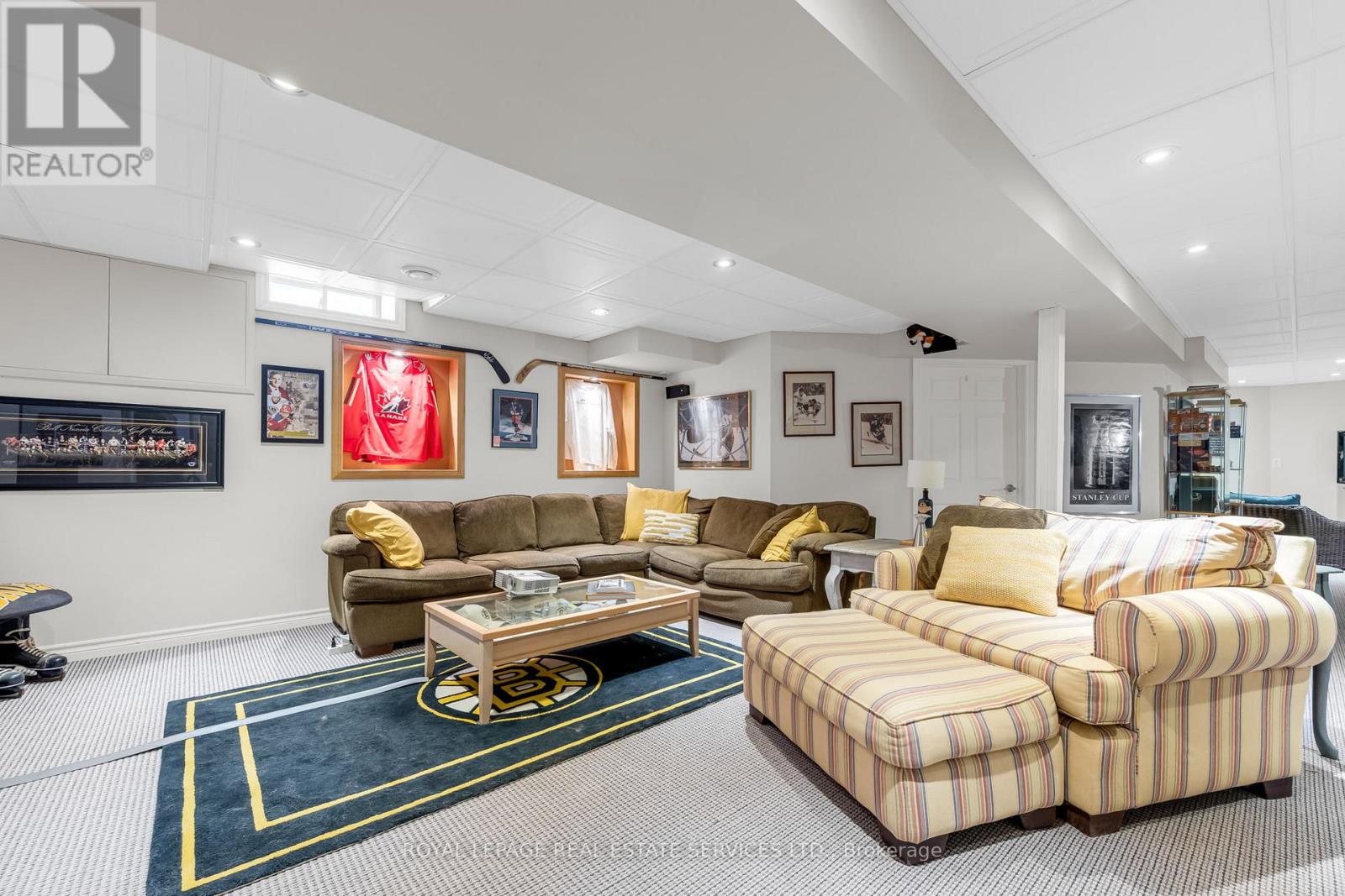 2131 Upland Drive, Burlington, Ontario  L7M 2Y7 - Photo 47 - W12726792