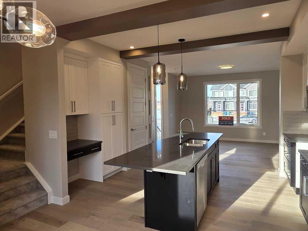 105 Cobbestone Gate Sw, Airdrie, Alberta  T4B 0R7 - Photo 8 - A2274503