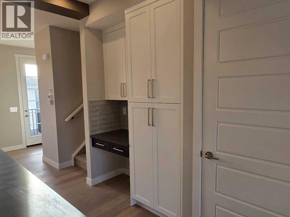 105 Cobbestone Gate Sw, Airdrie, Alberta  T4B 0R7 - Photo 9 - A2274503