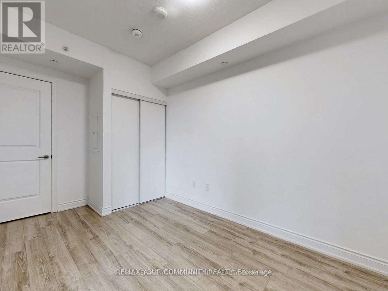 301 - 9618 Yonge Street, Richmond Hill, Ontario  L4C 0X5 - Photo 19 - N12726794