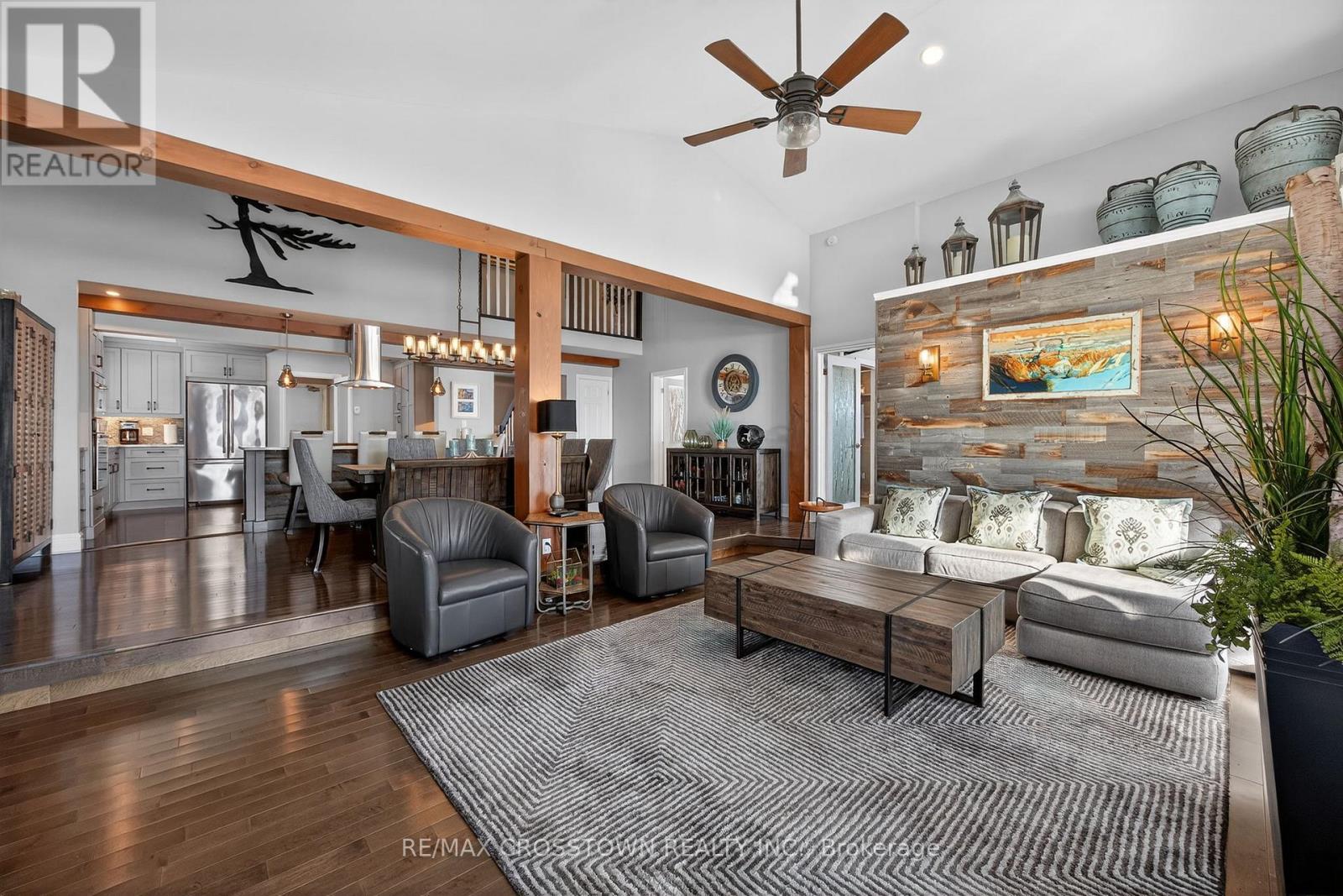 167 Lakeshore Road W, Oro-Medonte, Ontario  L0L 2E0 - Photo 19 - S12726808