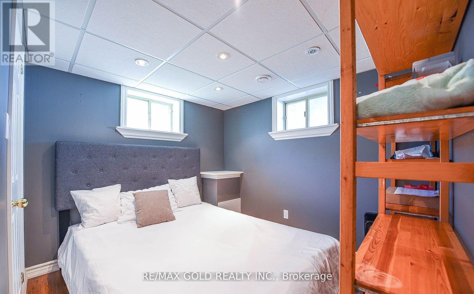 13 Foster Road, Mississauga, Ontario  L4T 1C3 - Photo 29 - W12726796