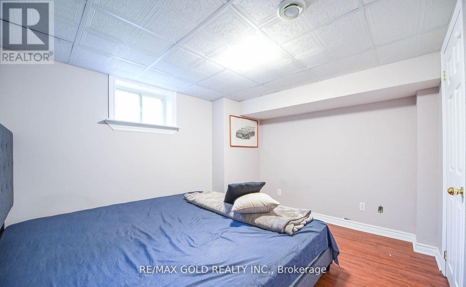 13 Foster Road, Mississauga, Ontario  L4T 1C3 - Photo 32 - W12726796